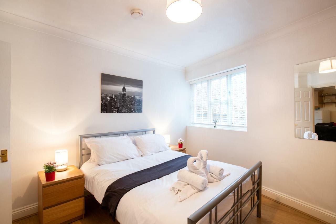 شقة Spacious 2Br Flat In Stansted ستانستيد ماونتفيتشت المظهر الخارجي الصورة